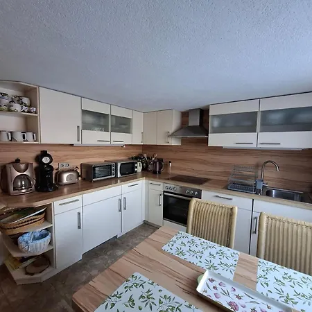 Ferienwohnung-haus-am-wald * Wienrode